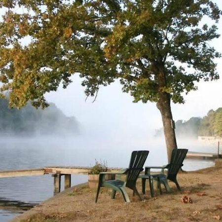 #05 - Lakefront Two Bedroom Cottage- Pet Friendly Hot Springs Luaran gambar