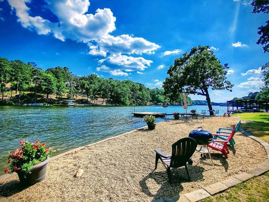 #05 - Lakefront Two Bedroom Cottage- Pet Friendly Hot Springs Luaran gambar