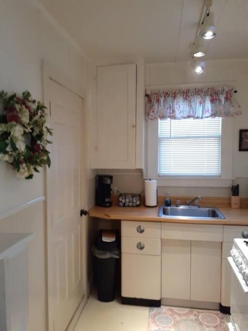 #05 - Lakefront Two Bedroom Cottage- Pet Friendly Hot Springs Luaran gambar